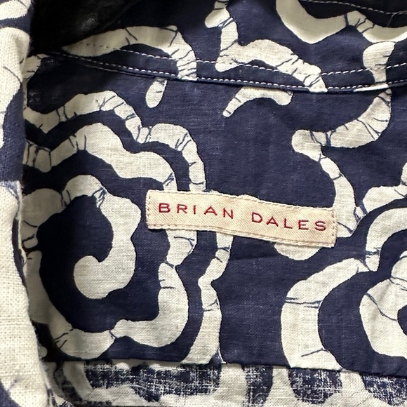 Brian Dales Blue and White Abstract Shirt - Picture 2 of 4